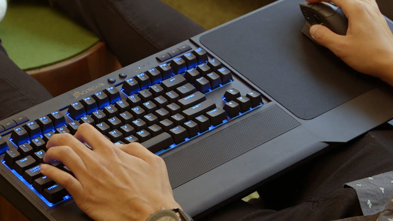 Exemple de clavier sans fil pour les gamers